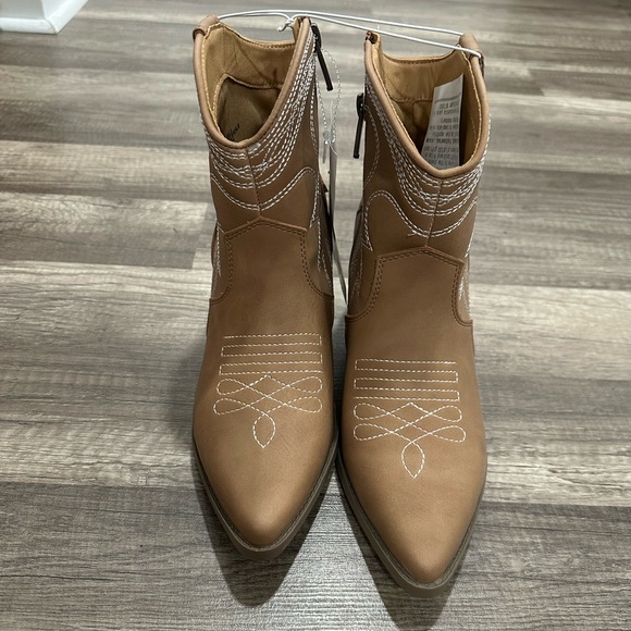 Indigo Rd. Womens Stacked Heel Cowboy Boots - Picture 4 of 5